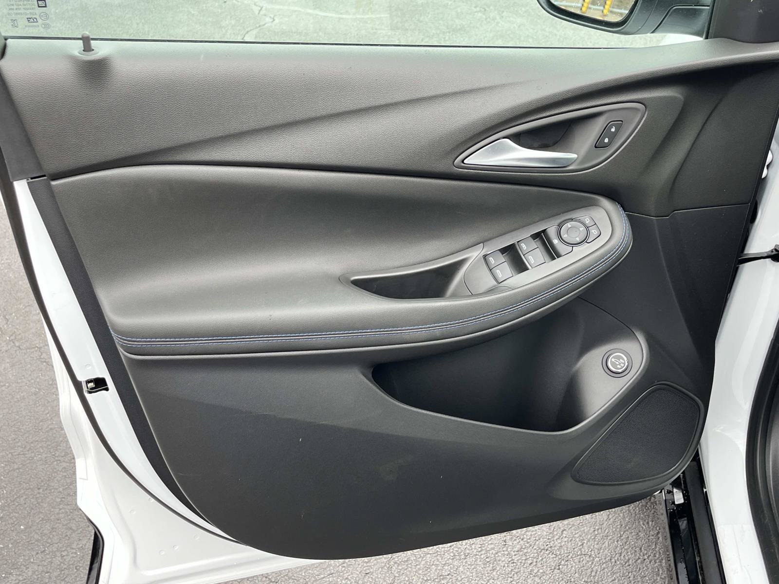 2026 Buick Encore GX Sport Touring - Photo 19