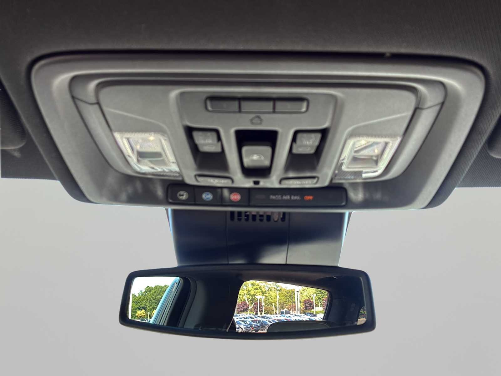 2023 Chevrolet Silverado 1500 ZR2 - Photo 25
