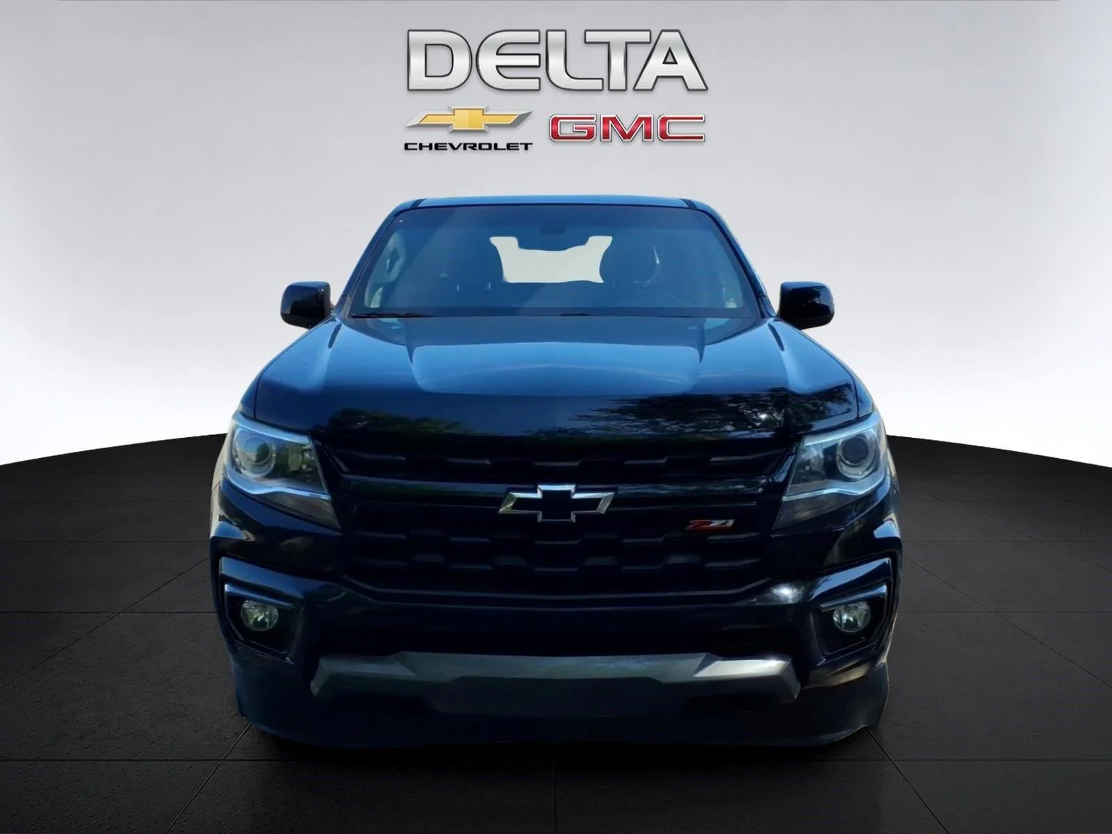 Used 2022 Black Chevrolet 4WD Z71 image 8