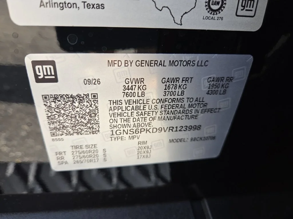 New 2027 Black Chevrolet Z71 image 25