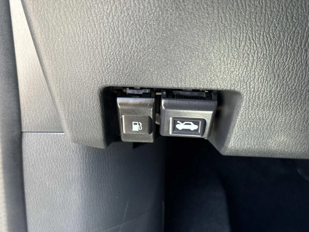 Certified Used 2025 Gray Mazda 2.5 Turbo Premium image 49