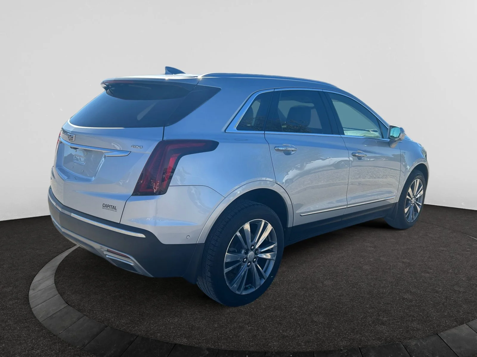 Used 2020 SILVER Cadillac PREMIUM LUXURY AWD image 5