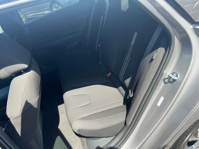 2025 Hyundai Elantra Blue - Photo 22