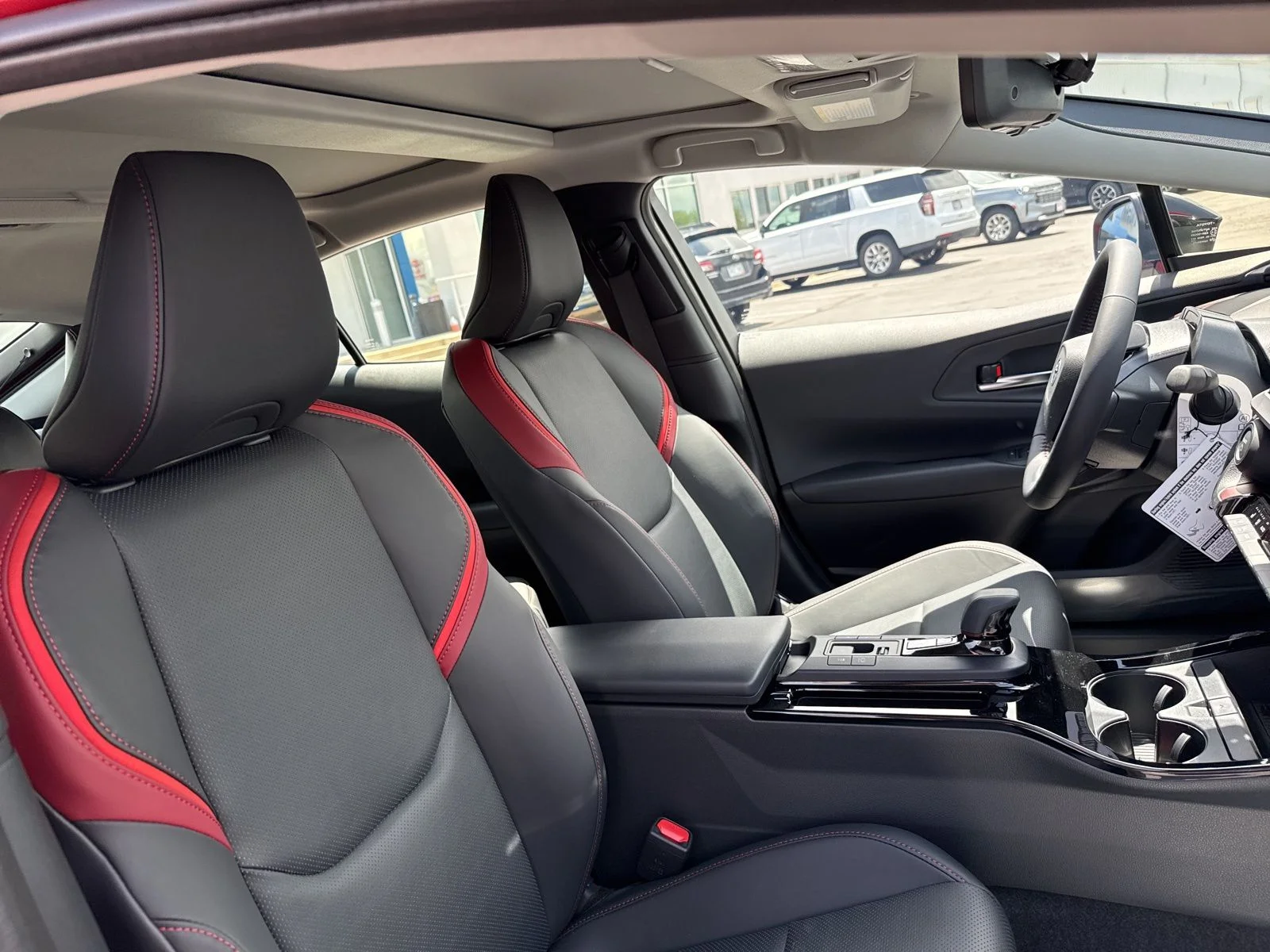 2025 Toyota Prius XSE Premium - Photo 40
