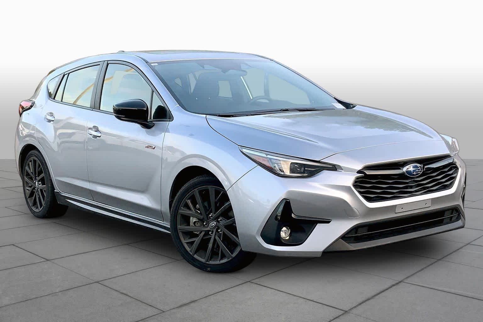 Used 2025 Ice Silver Metallic Subaru RS image 3