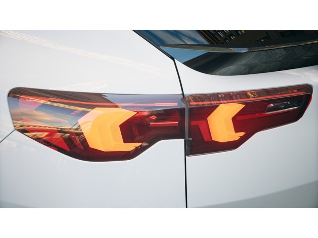 New 2027 Alpine White BMW X2 28i image 8