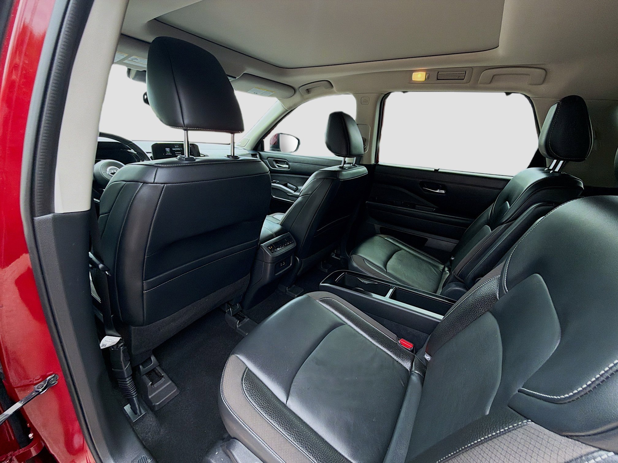 2022 Nissan Pathfinder SL - Photo 22