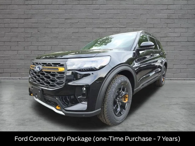 New 2027 Black Ford 4DR AWD TREMOR image 3