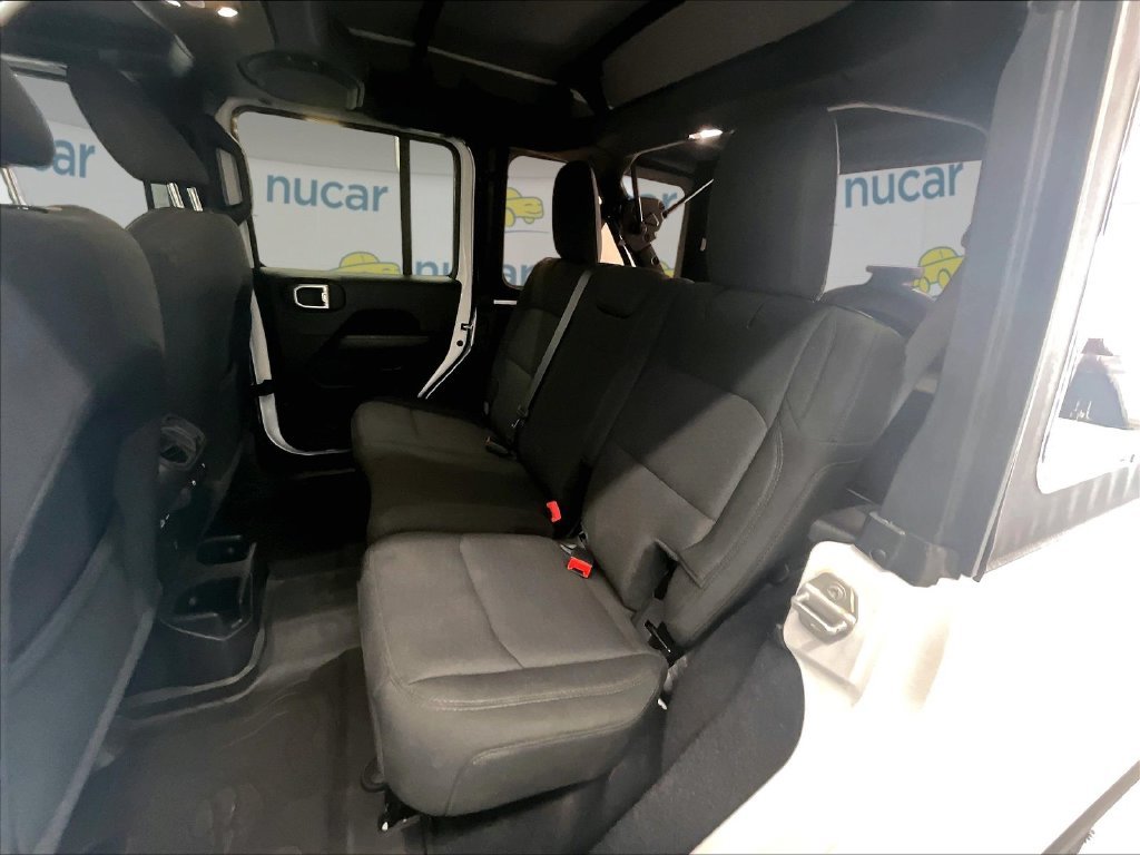 Used 2023 White Jeep Sahara image 15