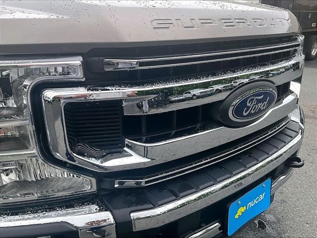 Used 2020 Gray Ford XLT image 30