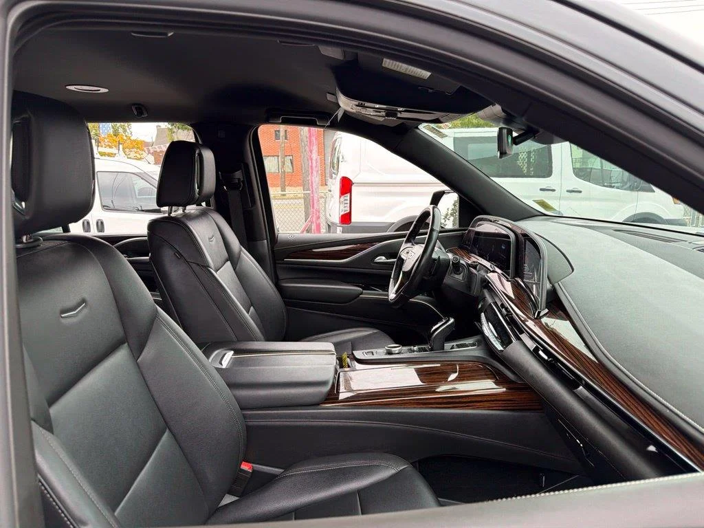 2023 Cadillac Escalade Luxury - Photo 19