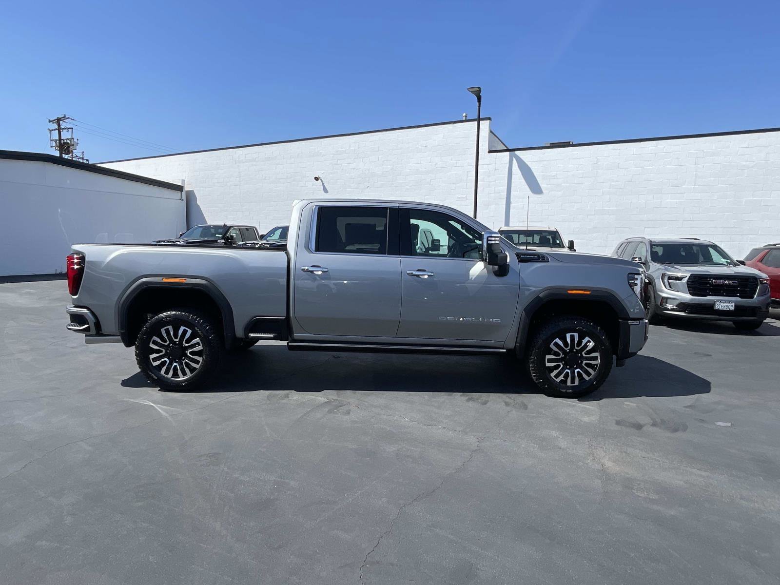 2026 GMC Sierra 2500HD Denali Ultimate - Photo 7