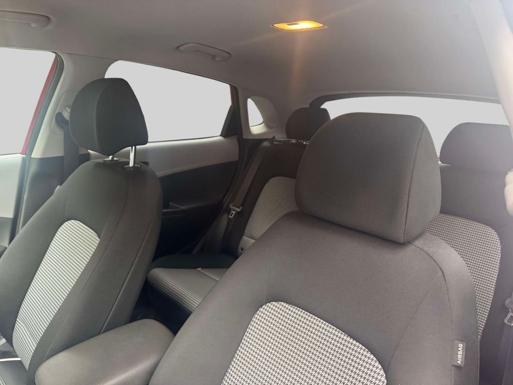 Used 2019 Red Hyundai SEL image 18