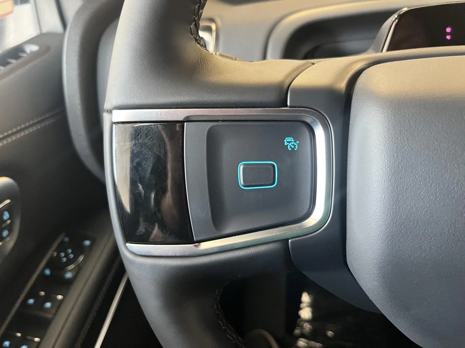 New 2026 Dark Matter Gray Metallic Ford Platinum® image 20