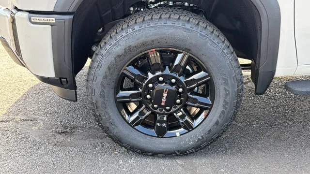 2026 GMC Sierra 2500HD AT4 - Photo 9