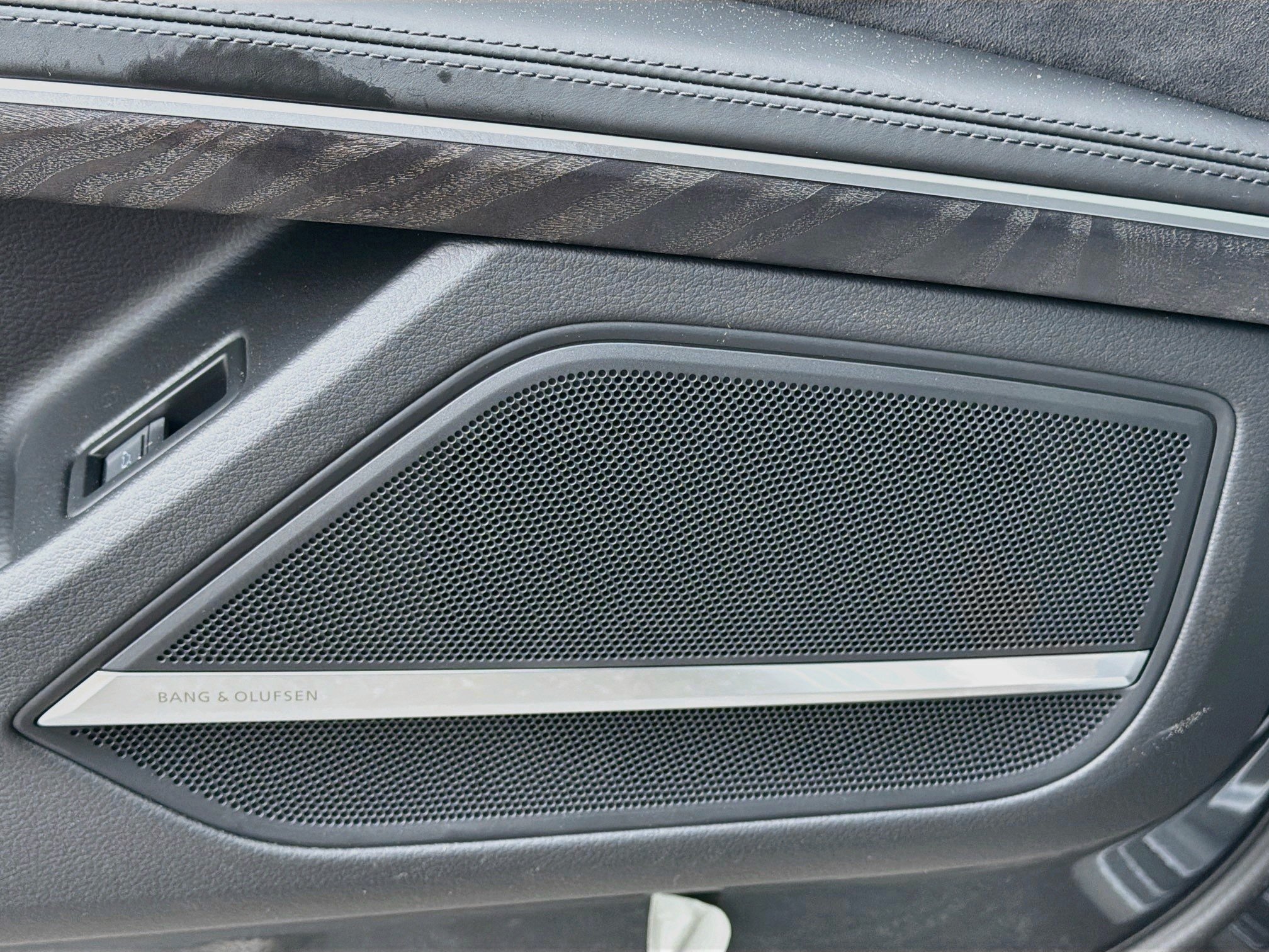 New 2026 Daytona Gray Pearl Effect Audi 4DR L QTRO 55 TFS image 22