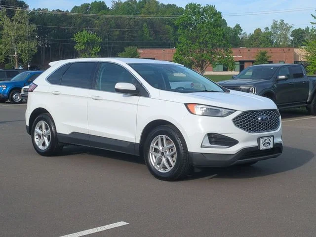 Used 2024 White Ford SEL image 15