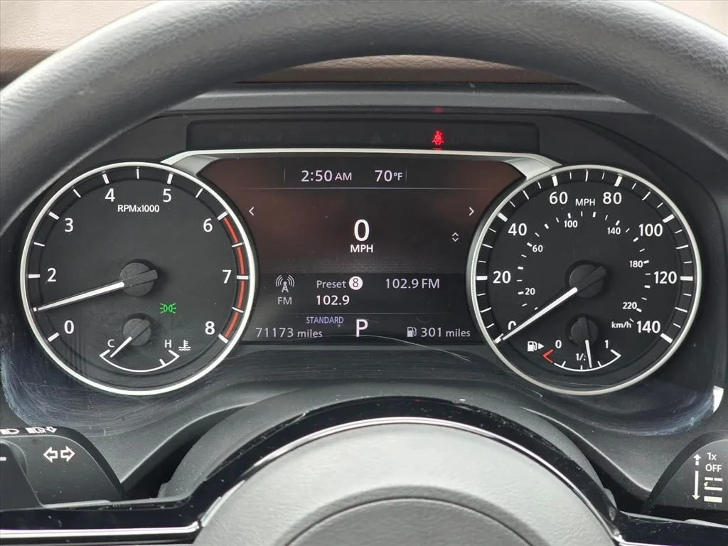 Used 2021 Blue Nissan SV image 7