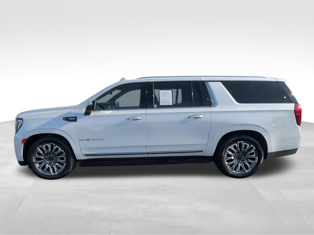 Used 2023 White GMC Denali Ultimate image 5