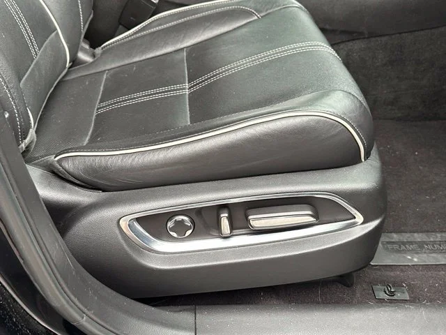 Used 2019 Majestic Black Pearl Acura 3.5L Advance Package image 14