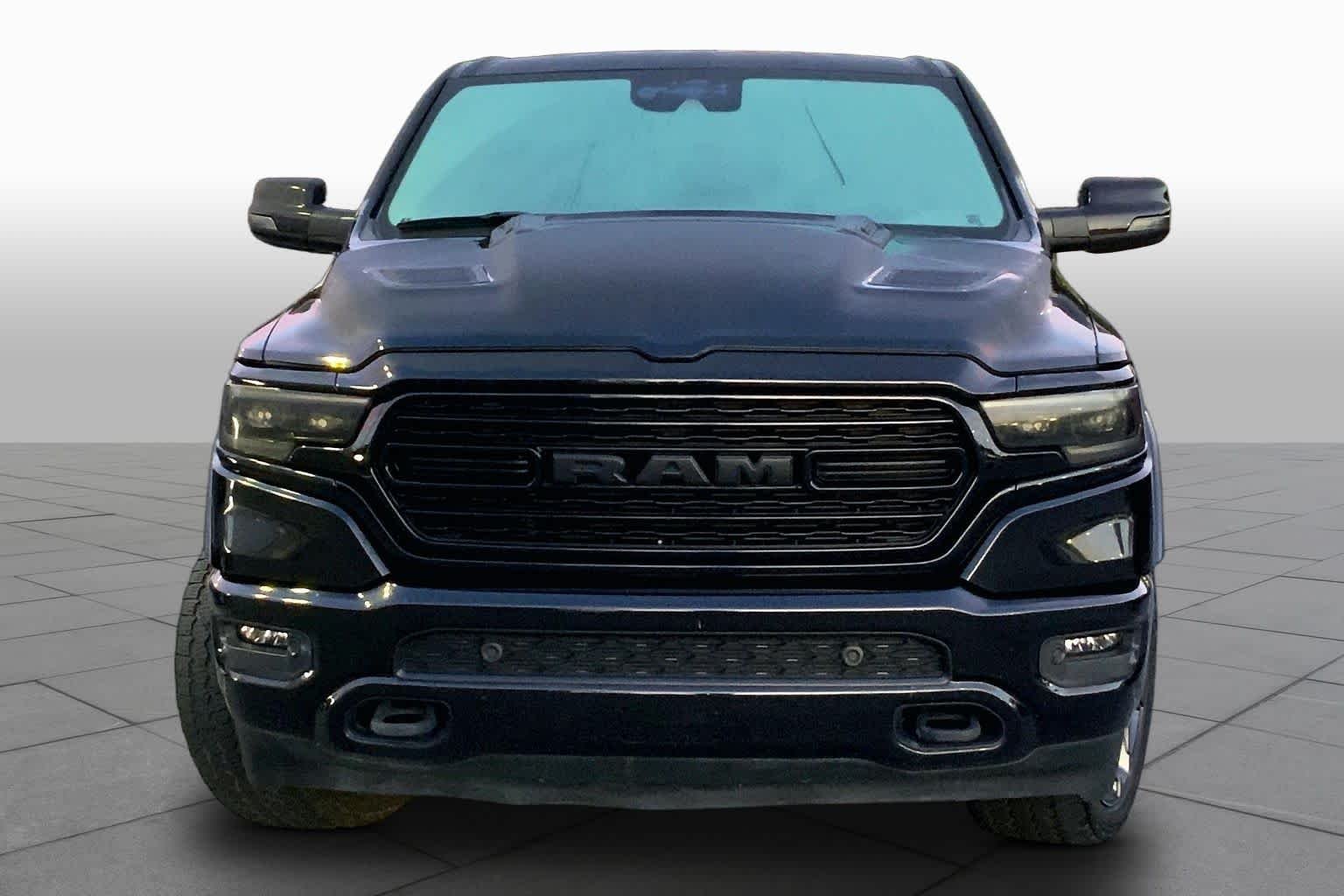Used 2022 Diamond Black Crystal Pearlcoat Ram Limited image 4