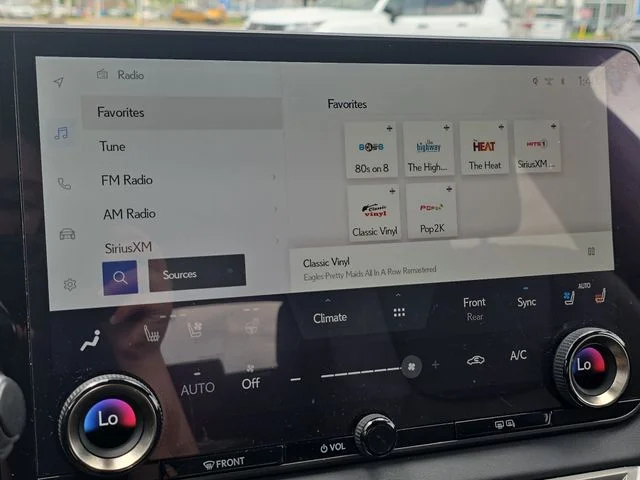 Used 2023 Iridium Lexus 350h Luxury image 21