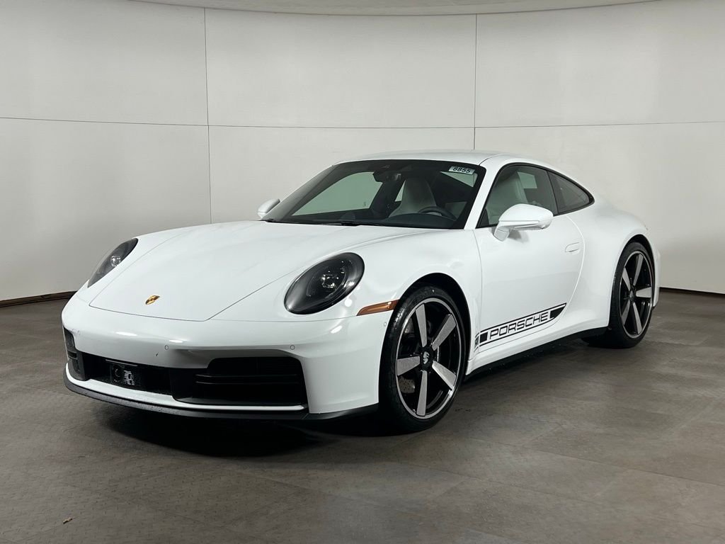 VICTOR 2026 リージージャ　ホワイト　L New 2026 Porsche 911 Carrera 2D Coupe in Greenwich #8855 | Porsche