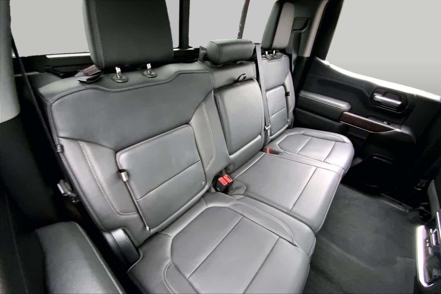 Used 2020 Onyx Black GMC SLT image 19