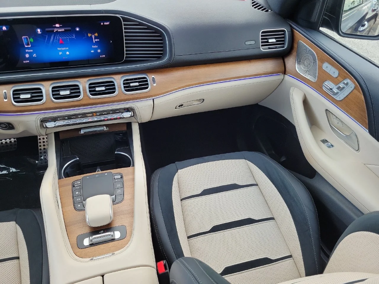 Certified Used 2024 Blue Mercedes-Benz GLE 53 AMG® image 17