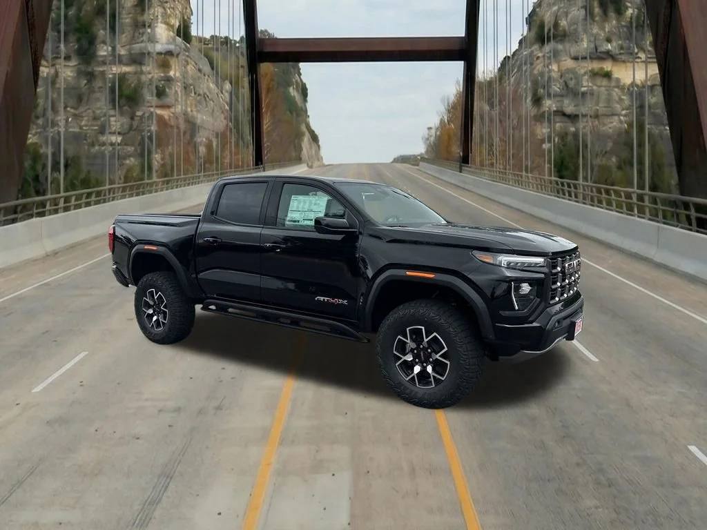 2026 GMC Canyon 4WD AT4X Crew Cab Short Box's photo