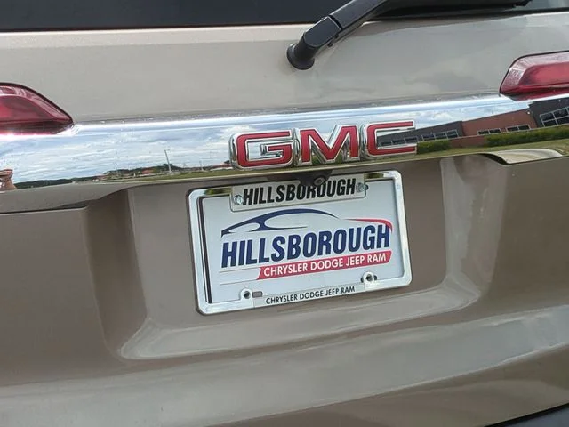 Used 2022 Gray GMC SLT image 22