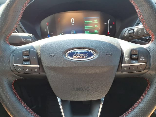 Used 2025  Ford ST-Line Select image 12