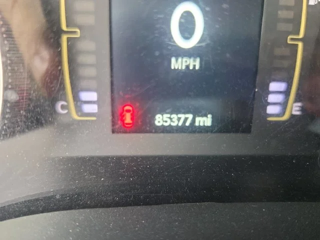 Used 2020 Gray Jeep Latitude Plus image 21