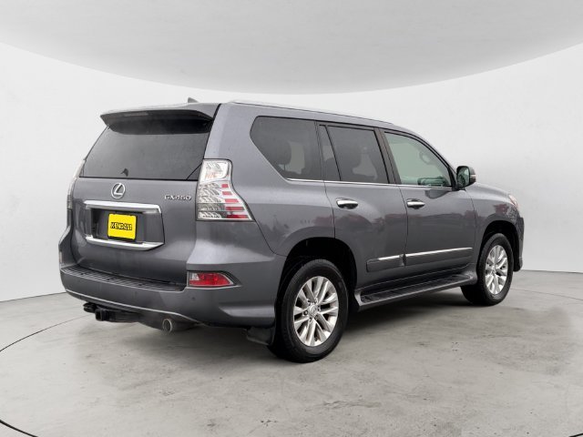 Used 2018 Gray Lexus 460 image 5