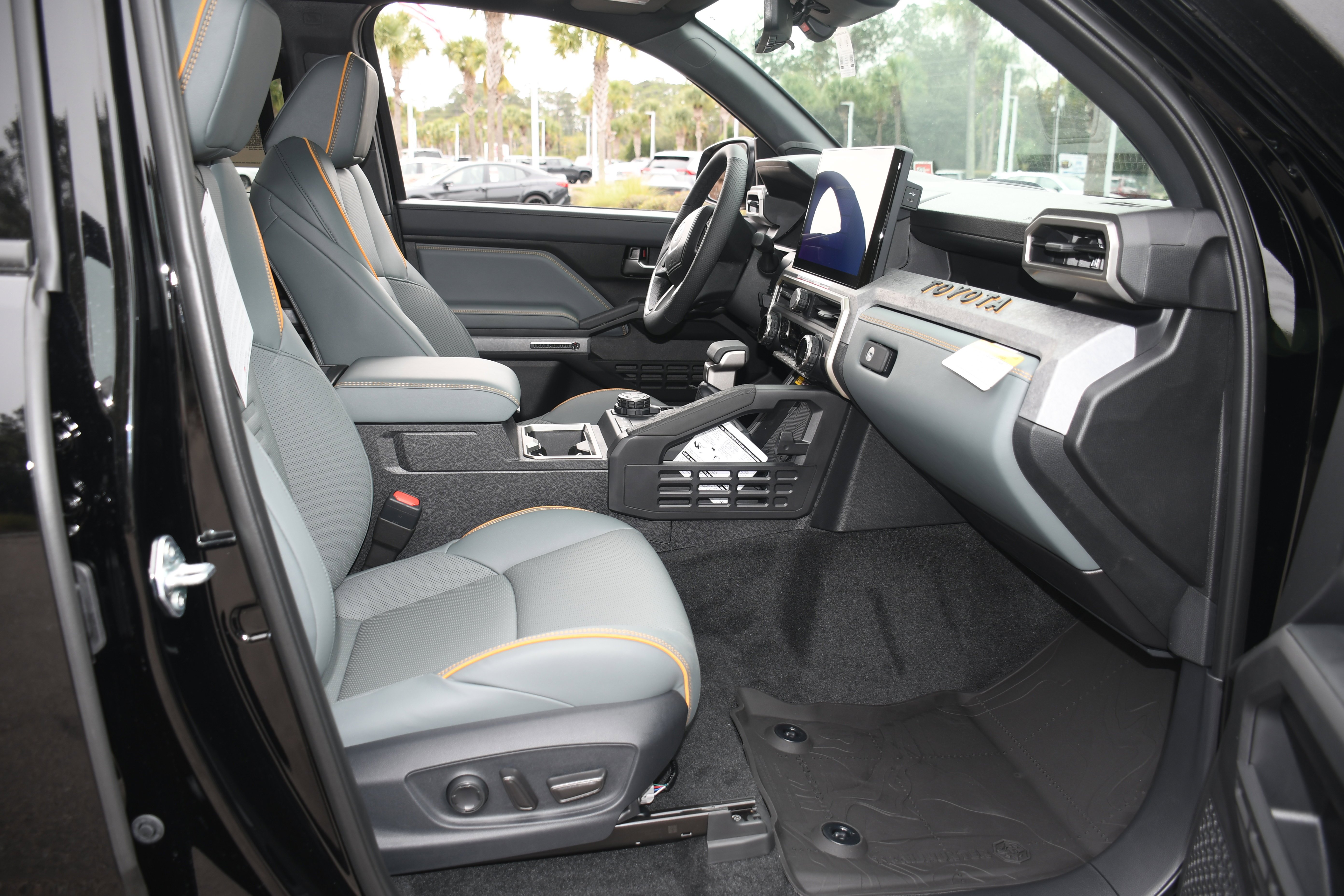 2025 Toyota Tacoma Trailhunter - Photo 11