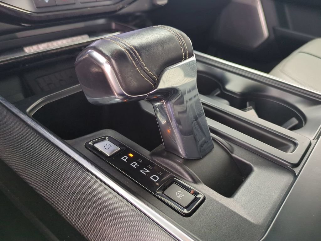 2023 Ford F-150 Lightning Platinum - Photo 21