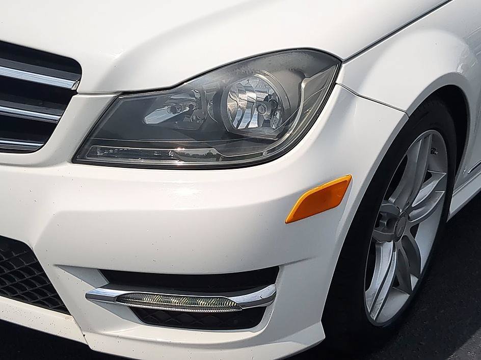 Used 2014 Diamond White Metallic Mercedes-Benz C 250 image 10