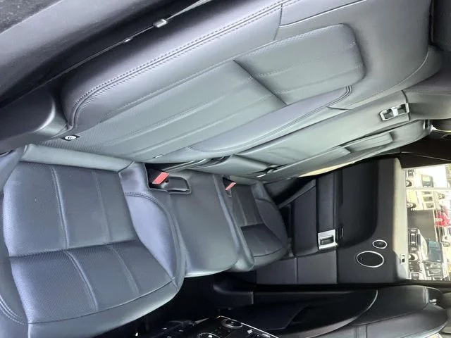 Used 2020 Gray Land Rover HSE Dynamic image 24