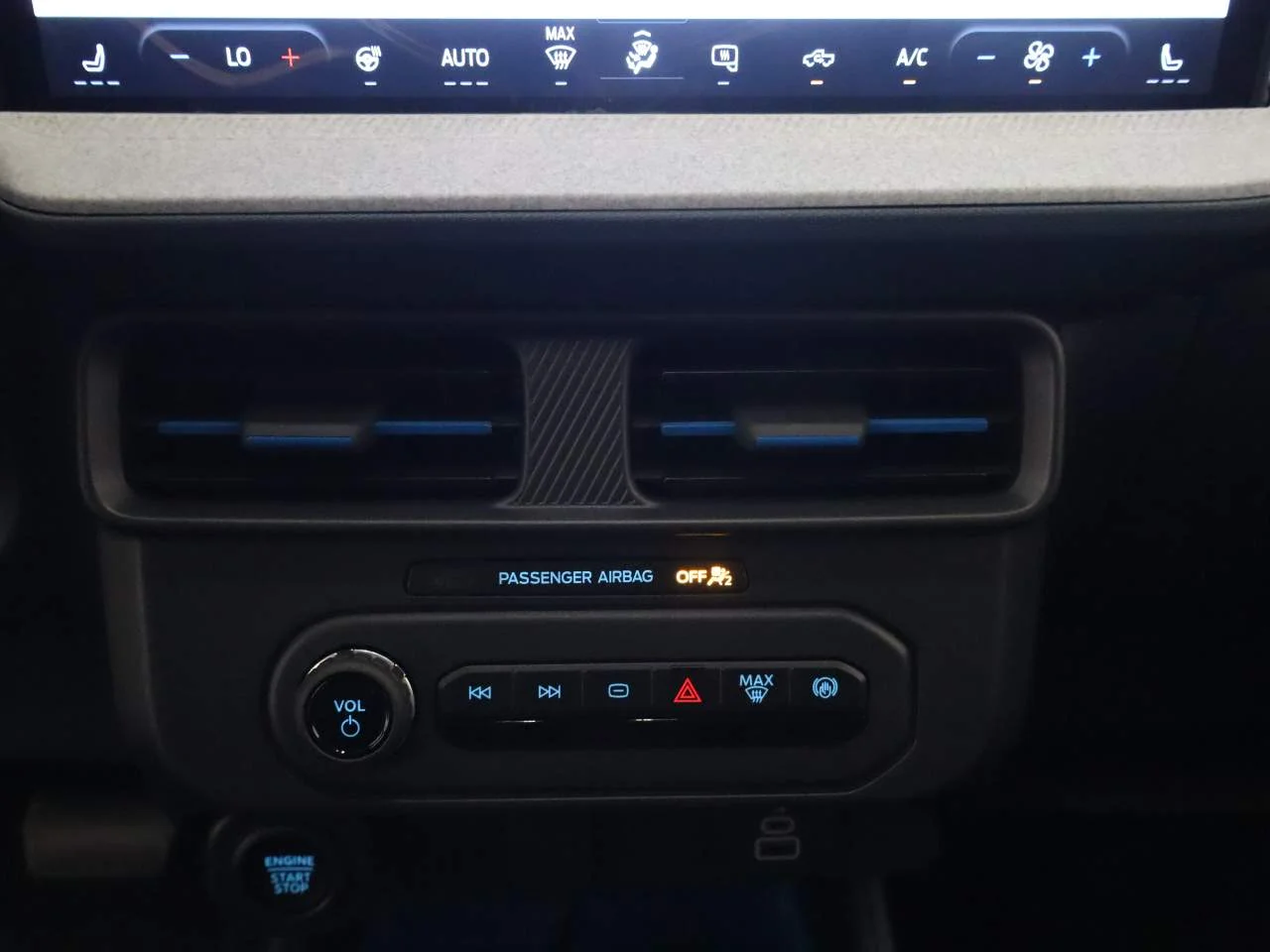 New 2026 Oxford White Ford XLT image 10
