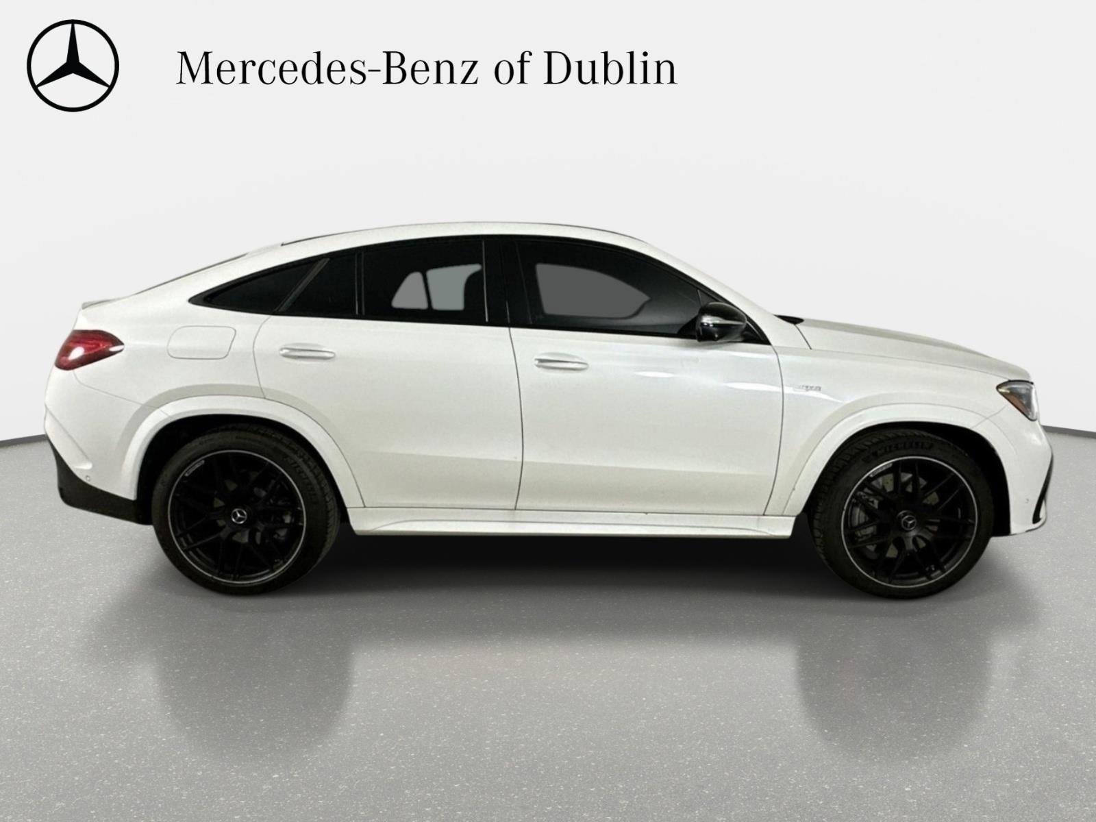 Used 2025 MANUFAKTUR Moonlight White Metallic Mercedes-Benz GLE 53 AMG® image 13