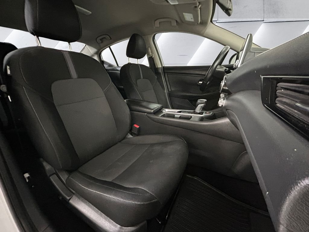 Used 2024 White Nissan SV image 14