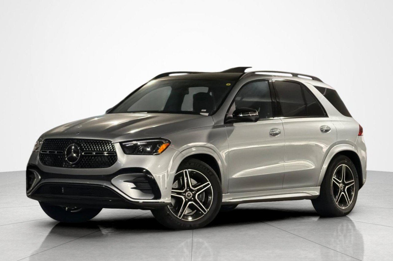 New 2026 Cirrus Silver Metallic Mercedes-Benz GLE 580 4MATIC® SUV image 1