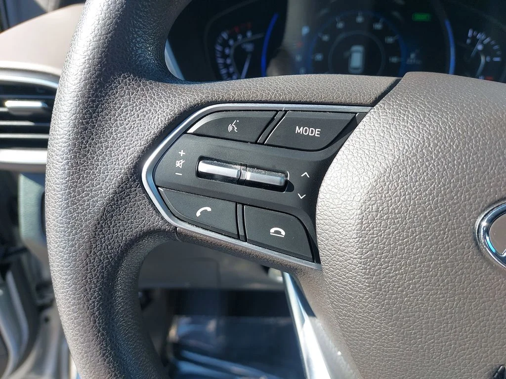 Used 2020 Silver Hyundai SEL image 16