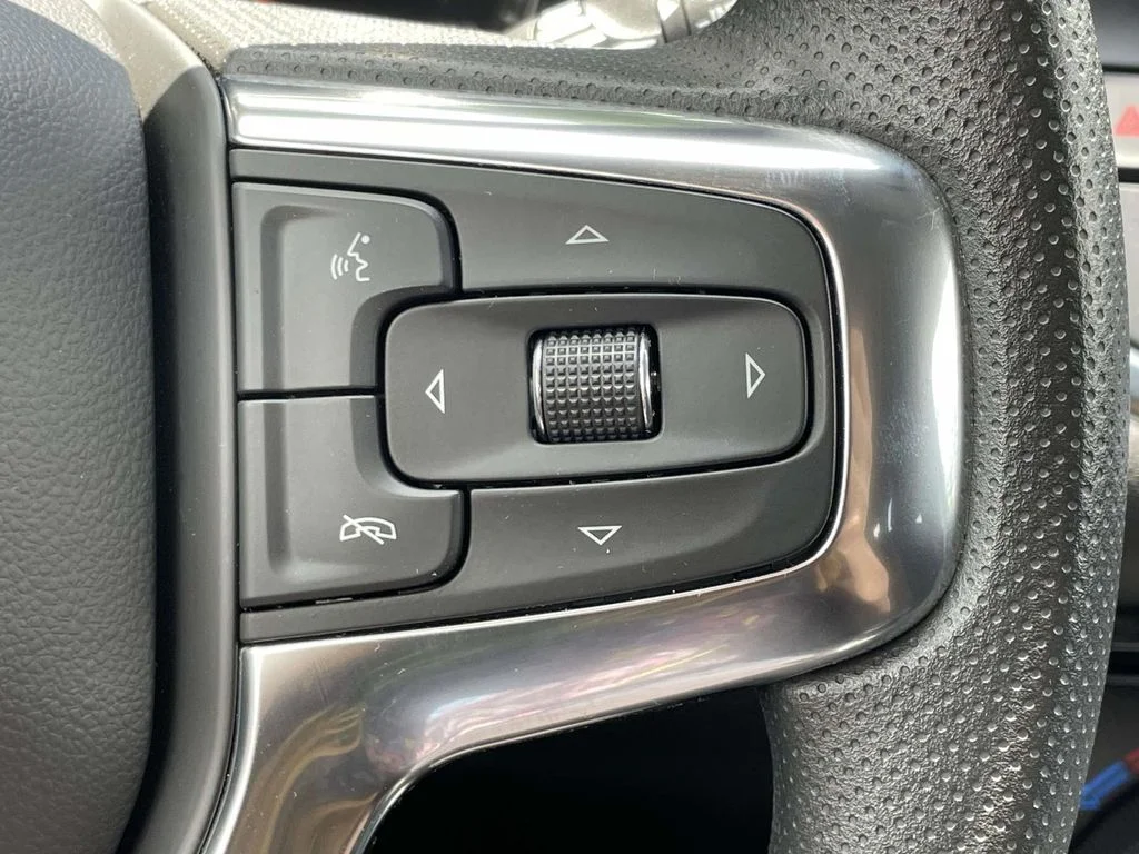 Used 2022 Black Chevrolet LT image 20