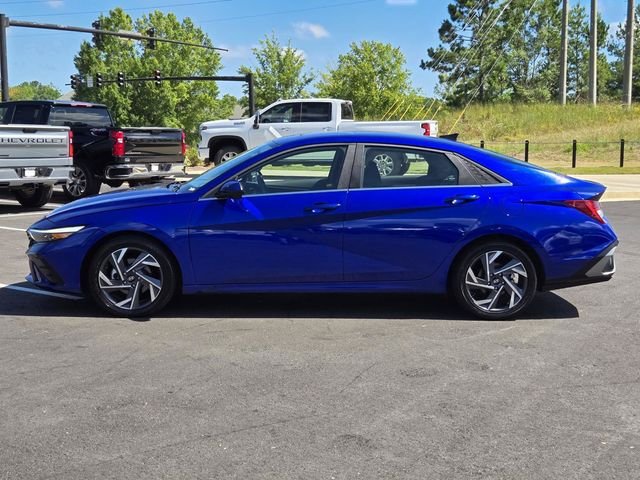 Used 2025 Blue Hyundai SEL Convenience image 14