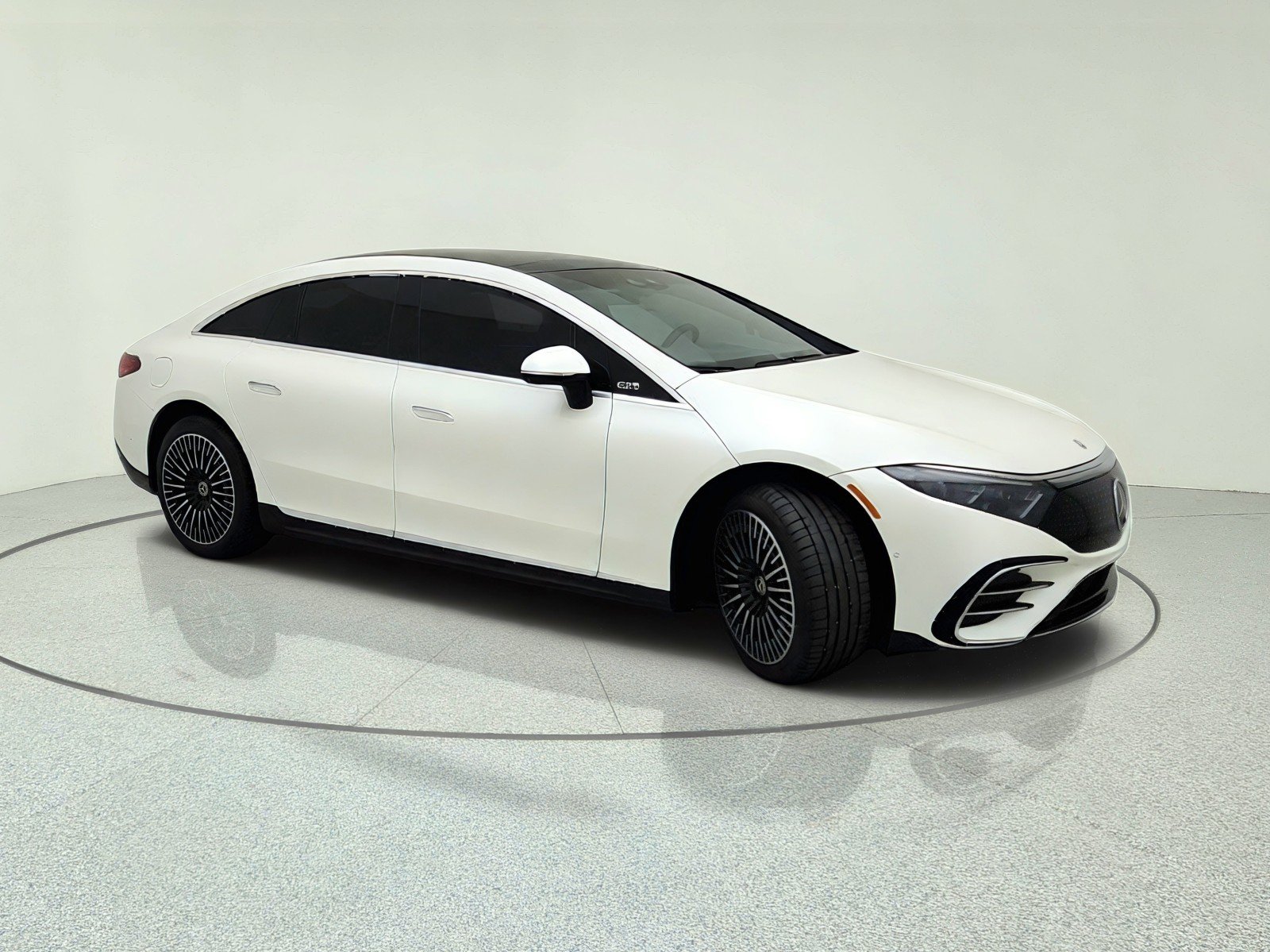 Certified Used 2023 MANUFAKTUR Diamond White Mercedes-Benz EQS 580 image 5