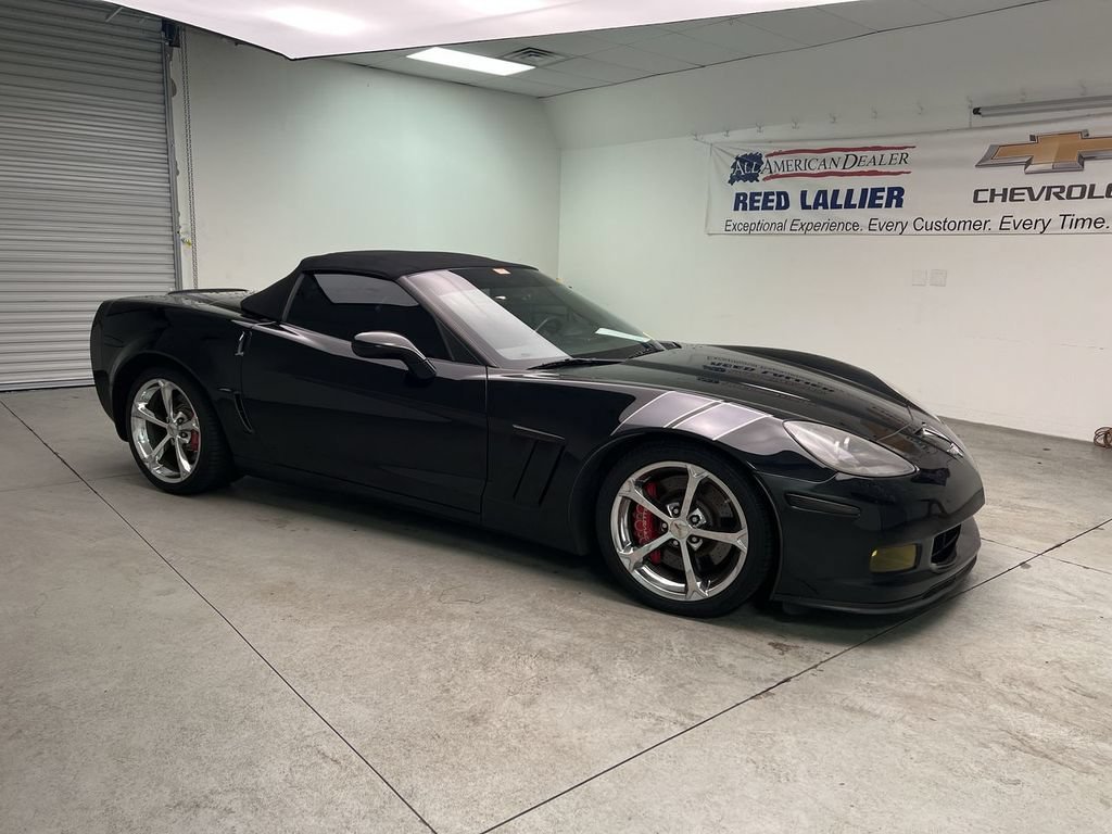 Used 2013 BLACK Chevrolet Grand Sport 3LT image 2