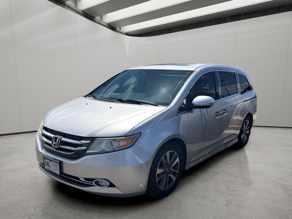 2015 Honda Odyssey Touring Elite's photo