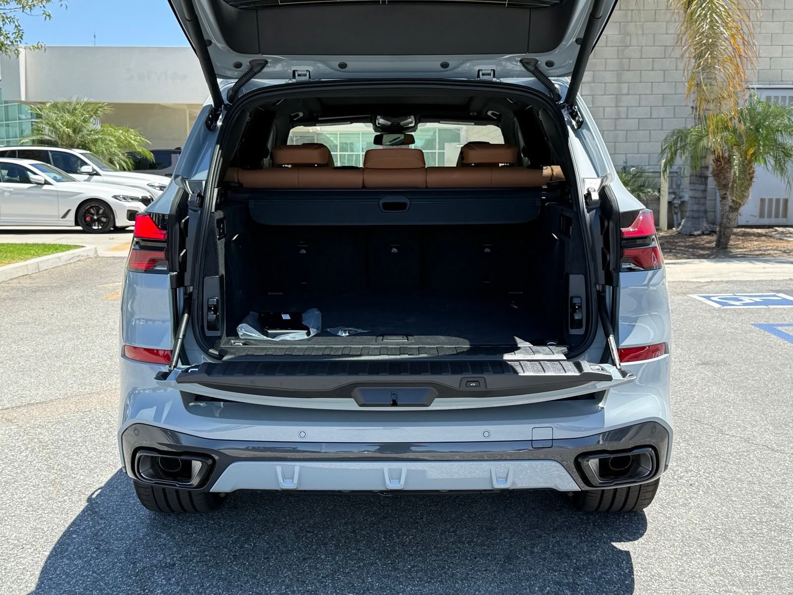 New 2026 Brooklyn Grey Metallic BMW xDrive40i image 15