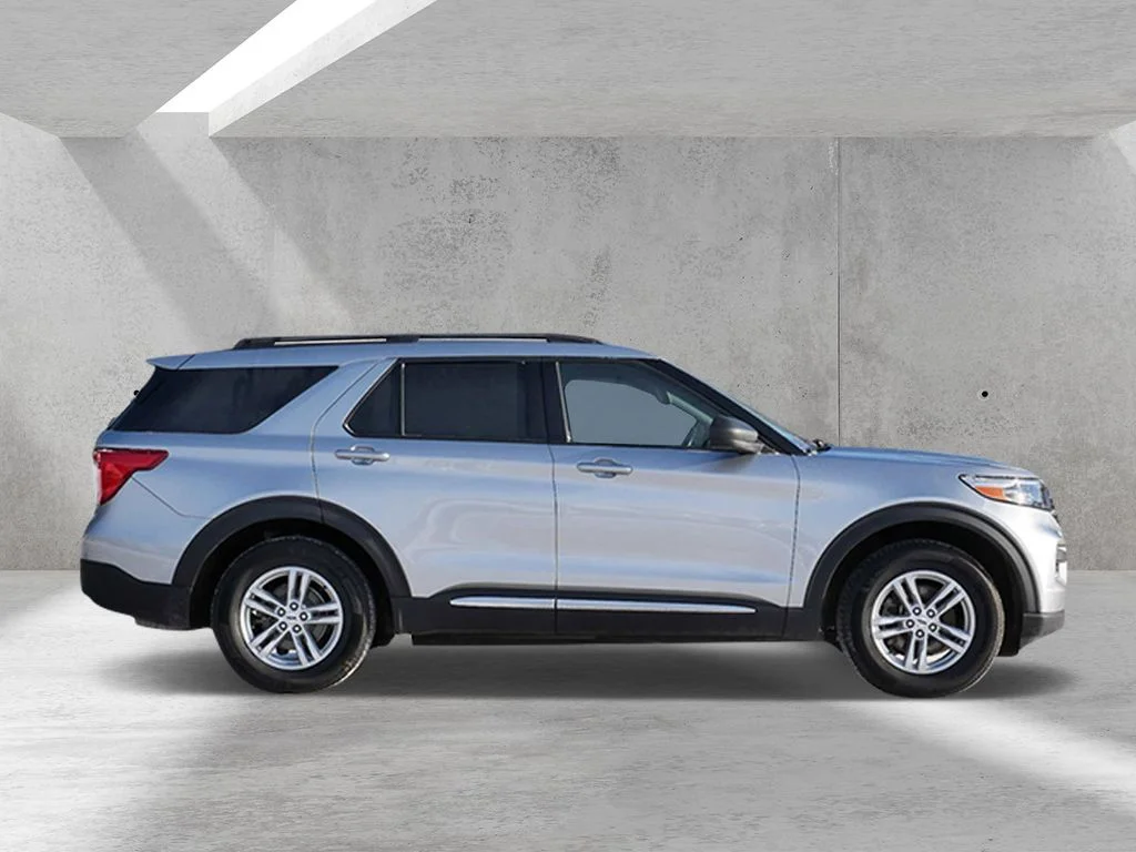 Certified 2021 Ford Explorer XLT with VIN 1FMSK8DHXMGA71832 for sale in White Bear Lake, Minnesota